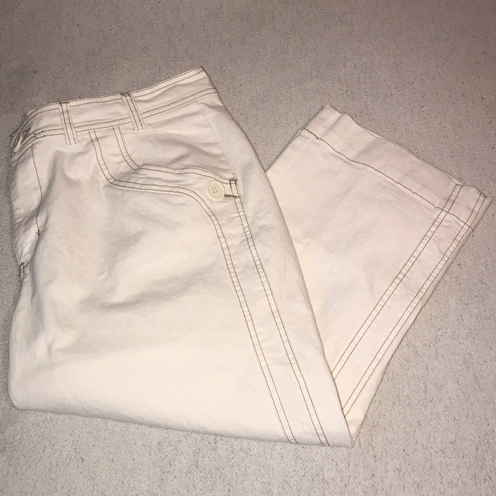 Women’s denim capris